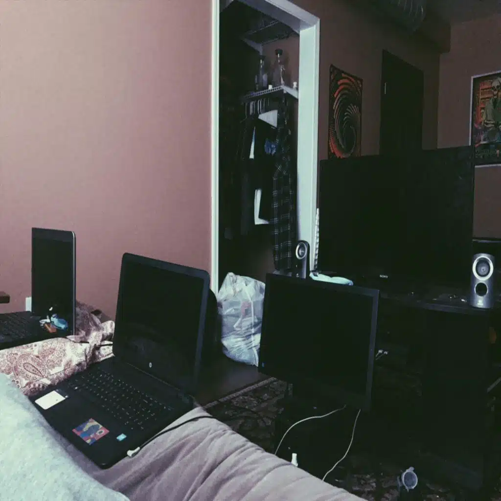 header-image