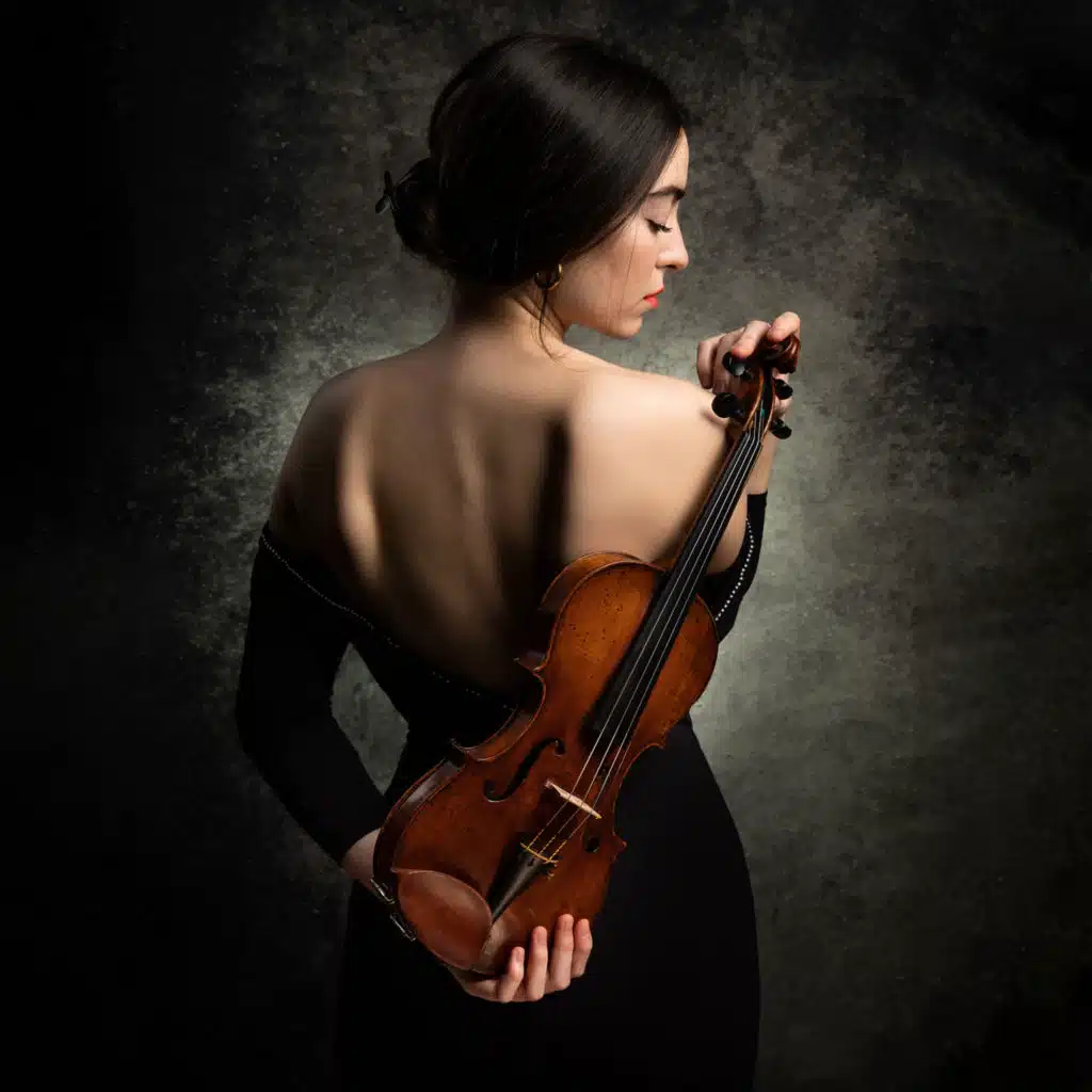 artist-header-image