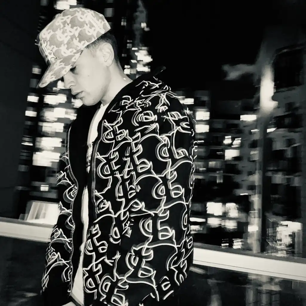 artist-header-image