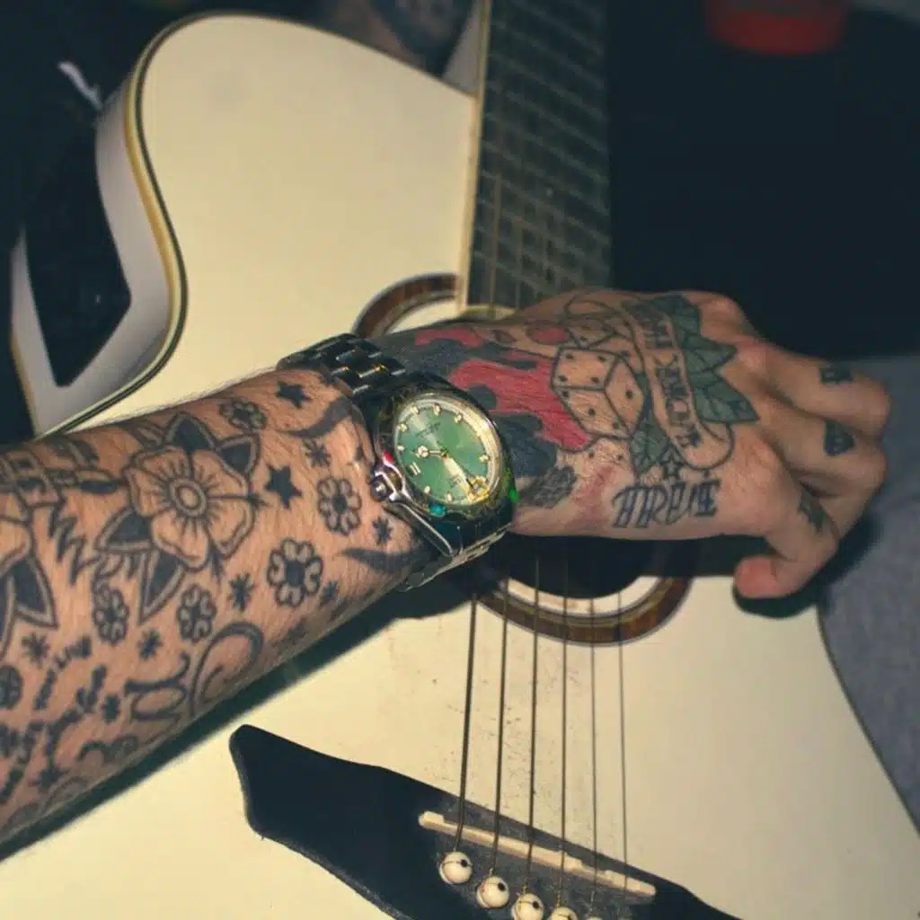 header-image