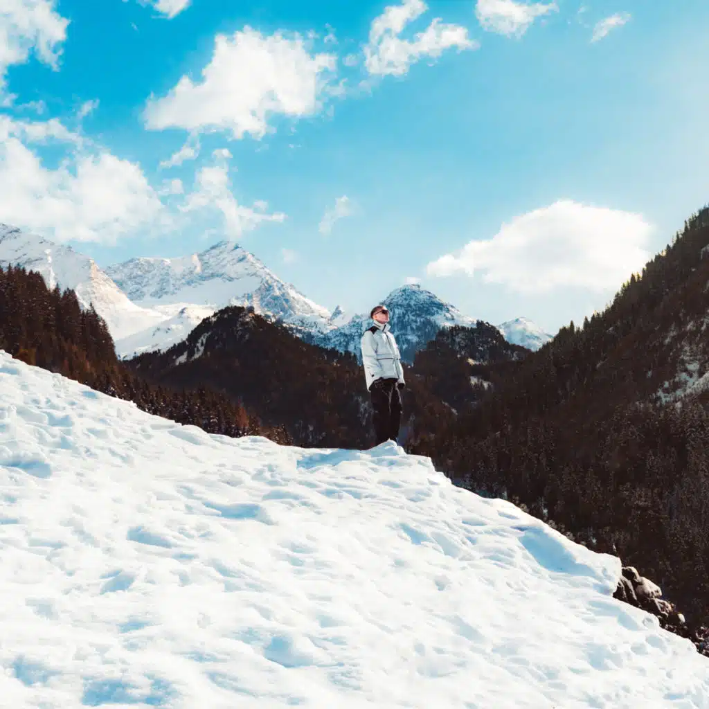 header-image