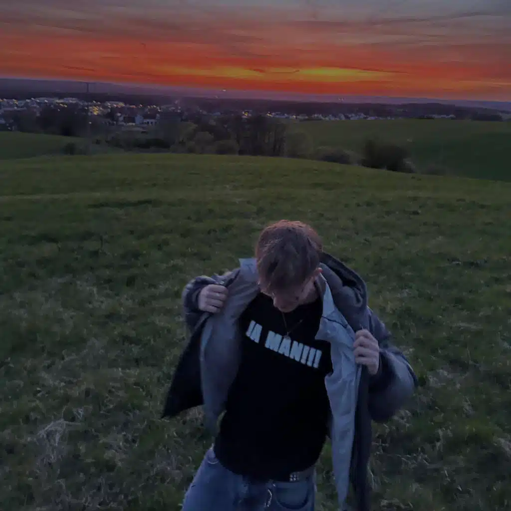 header-image