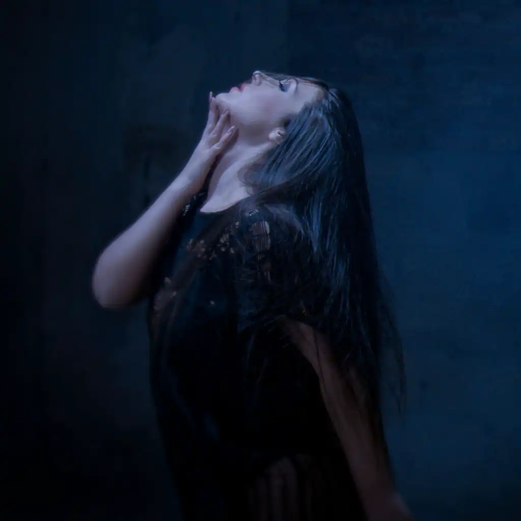 artist-header-image