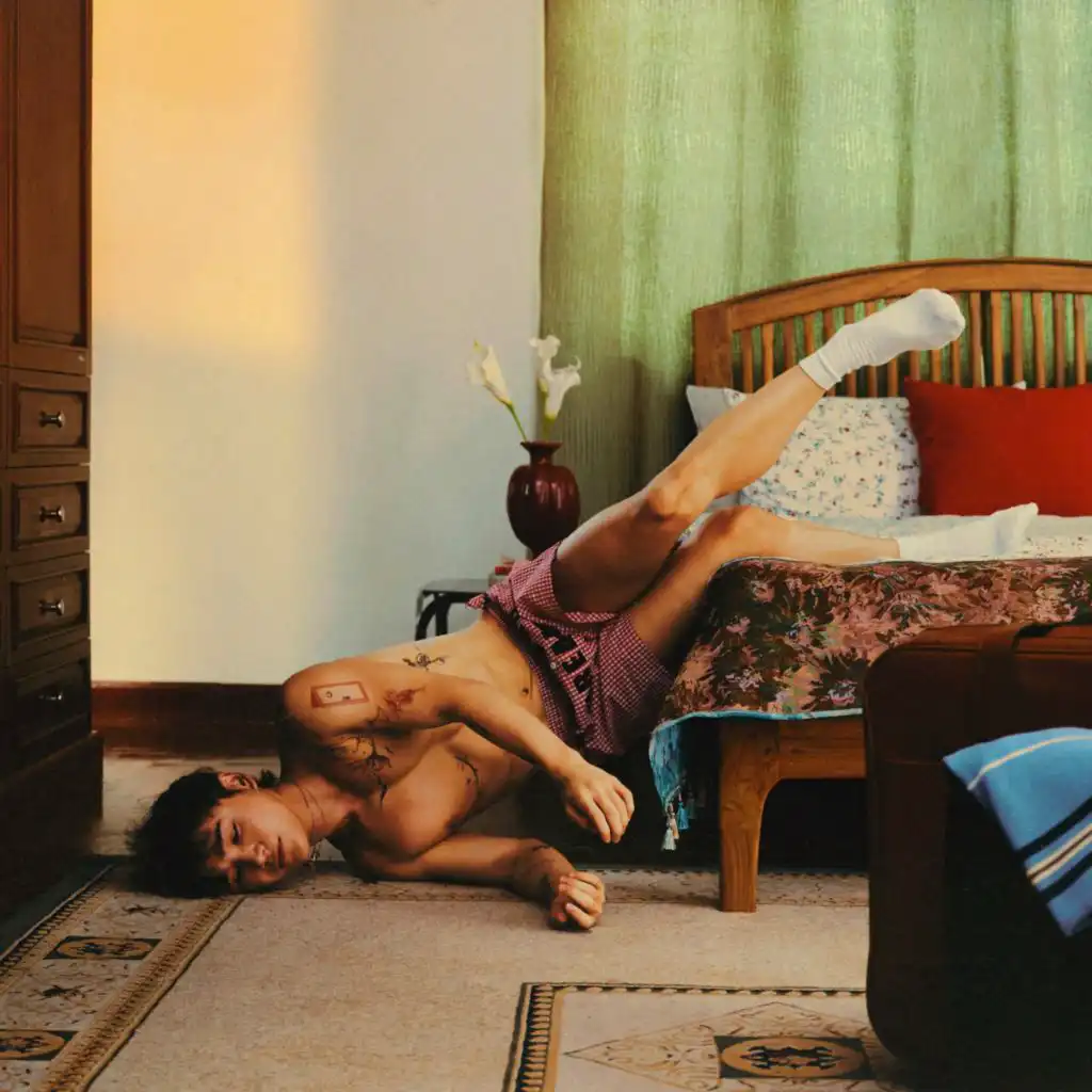artist-header-image