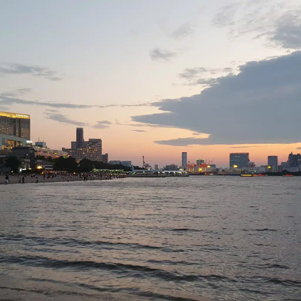 header-image