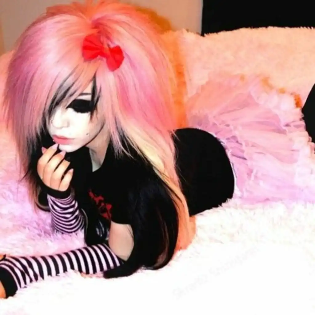 artist-header-image