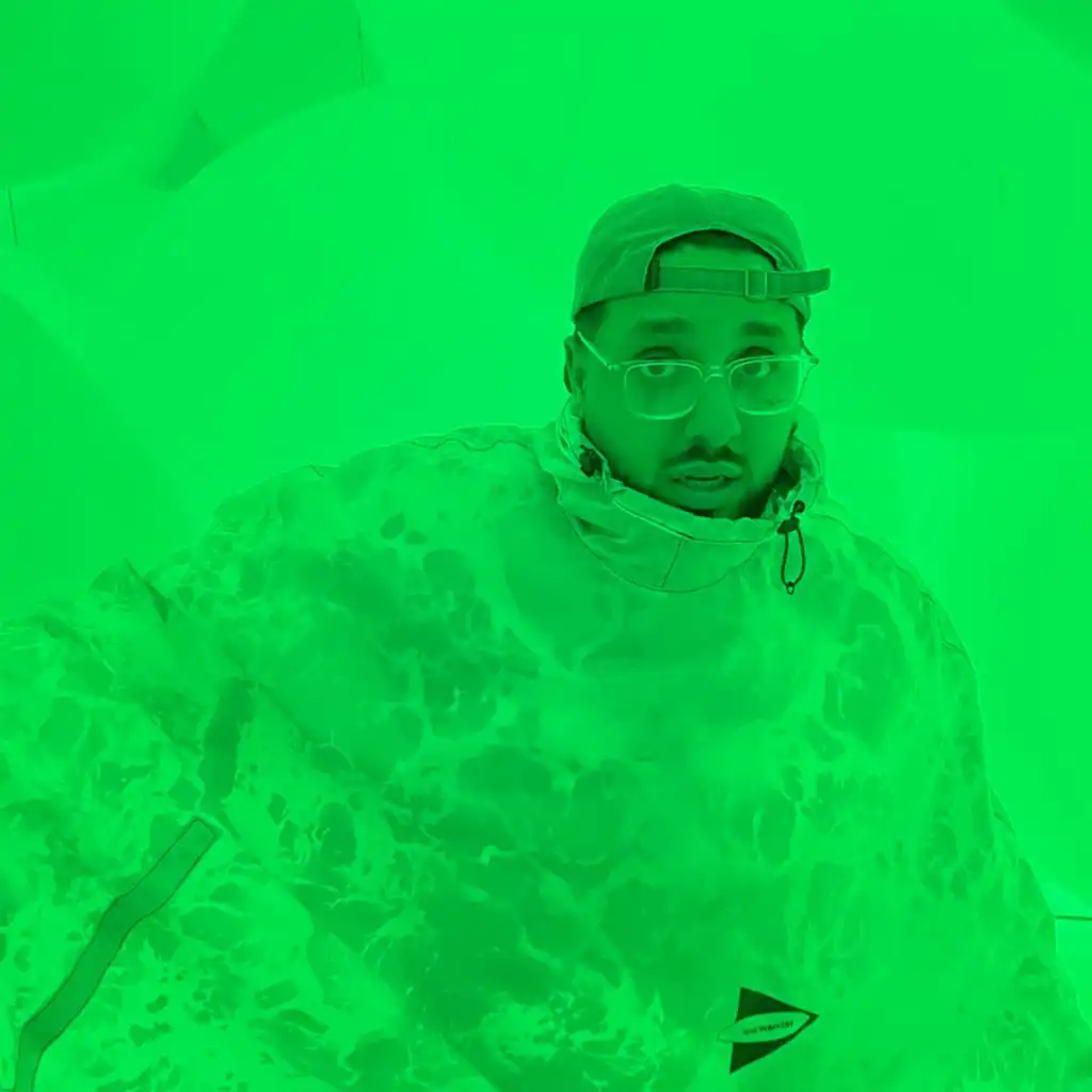 artist-header-image
