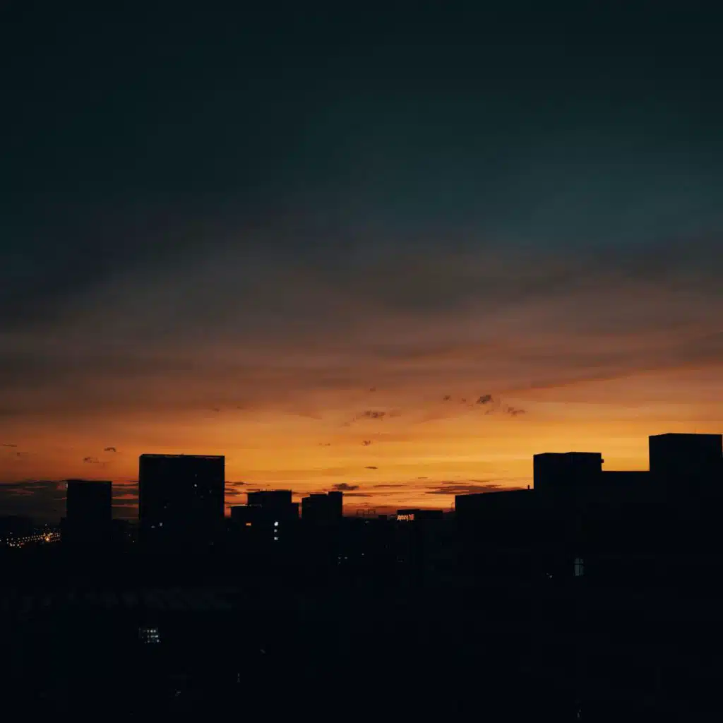 artist-header-image