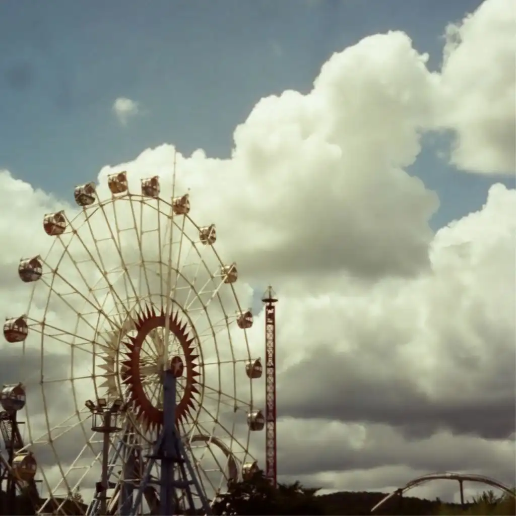 artist-header-image