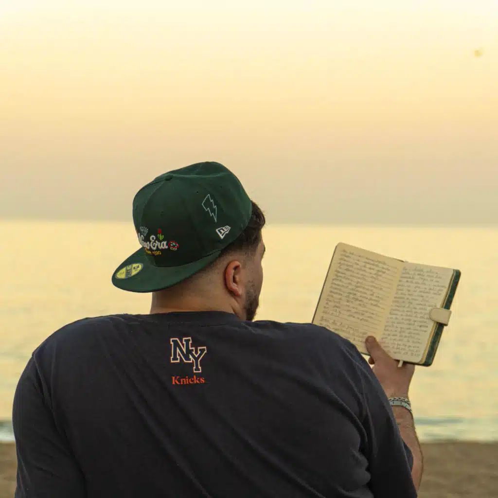 header-image