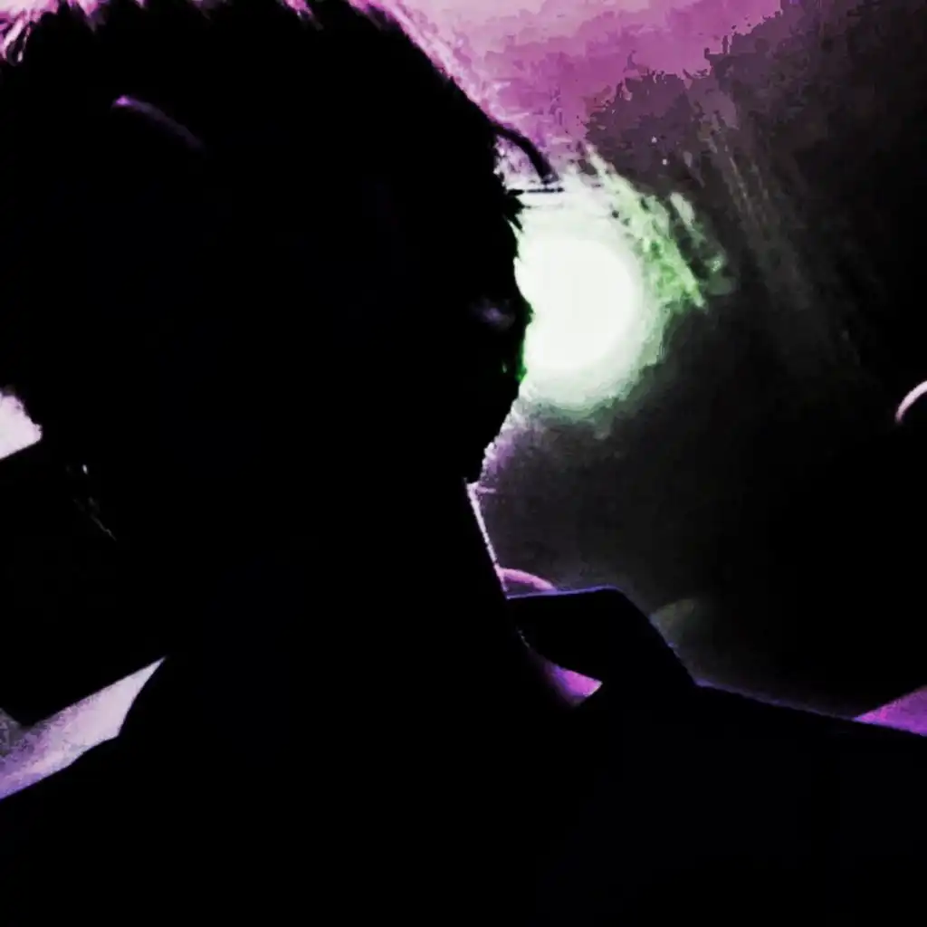 artist-header-image