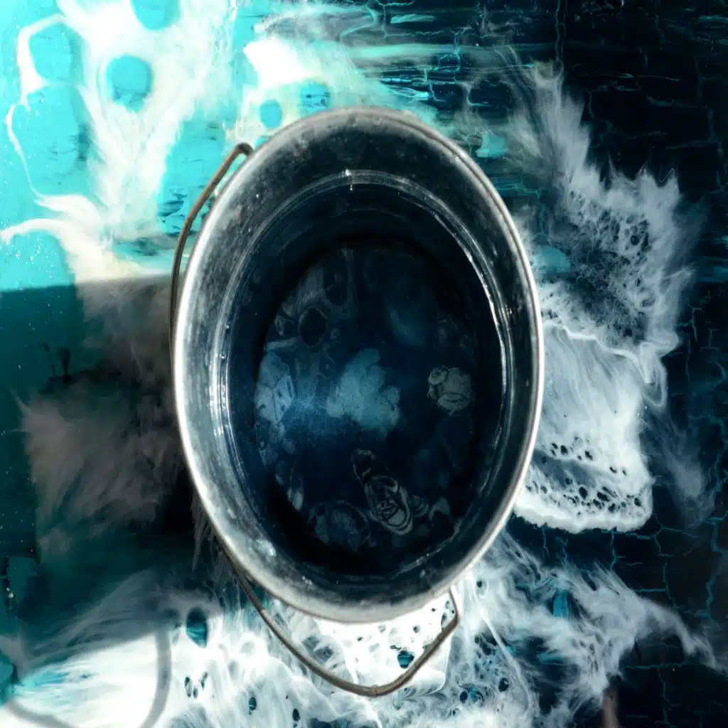 artist-header-image