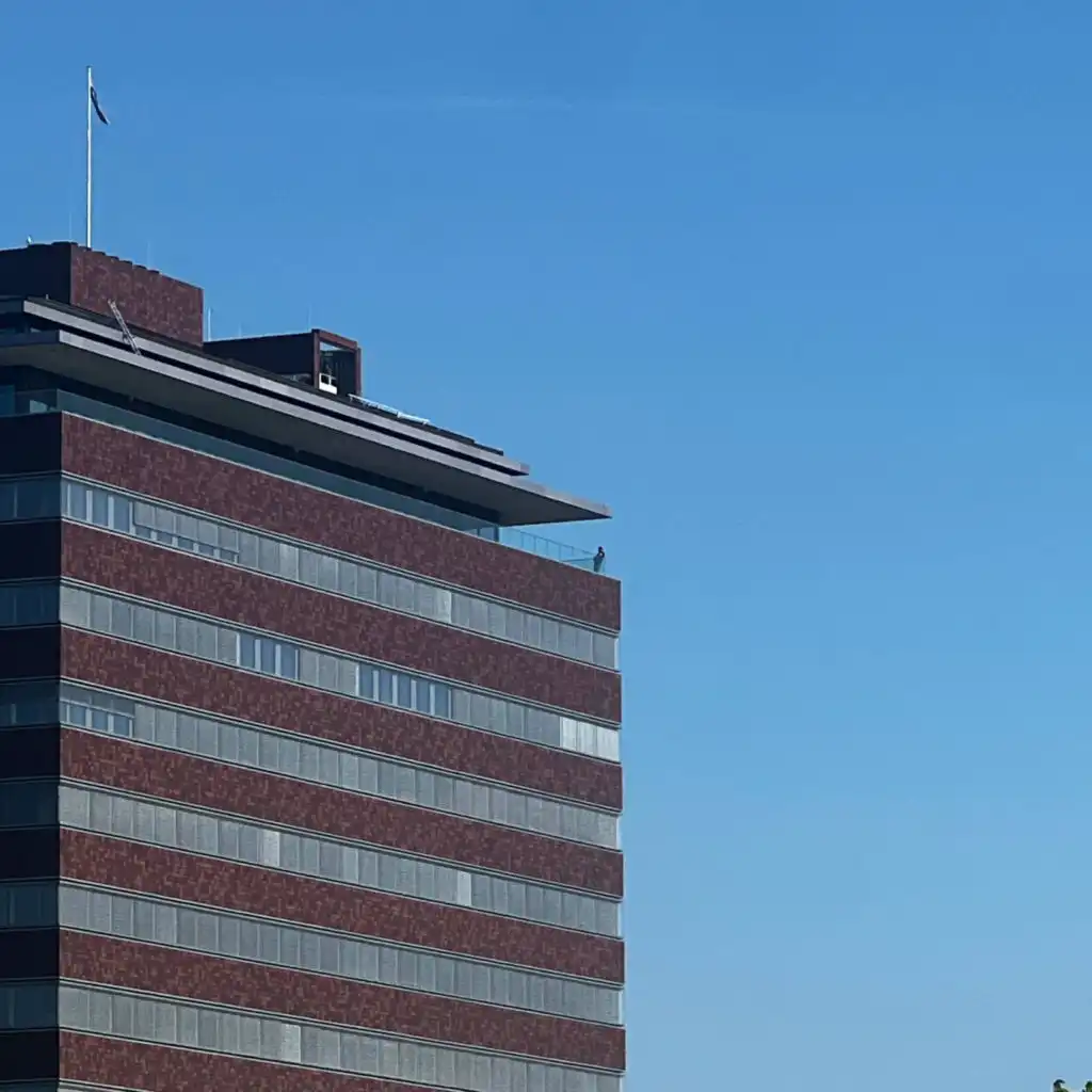 header-image