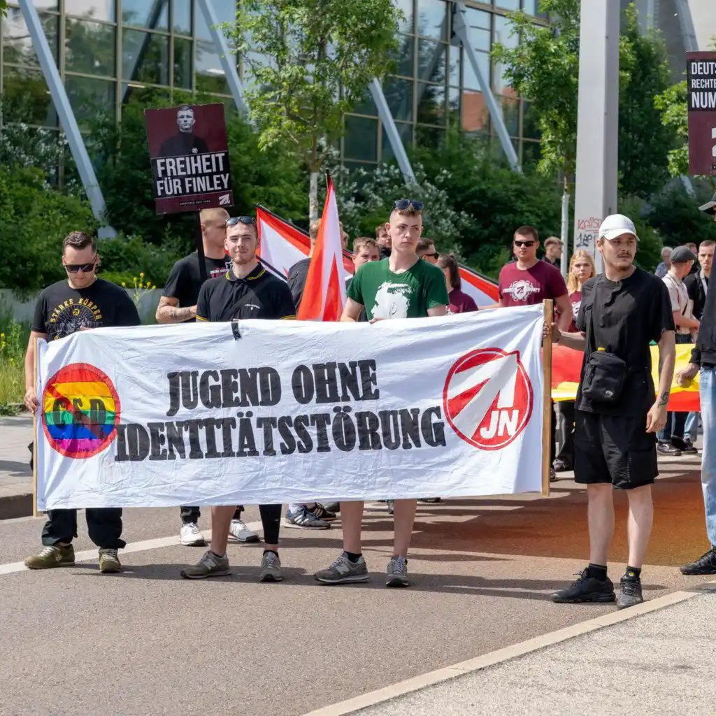 episode-header-image