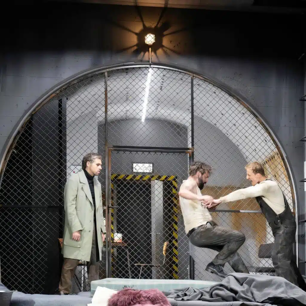 episode-header-image