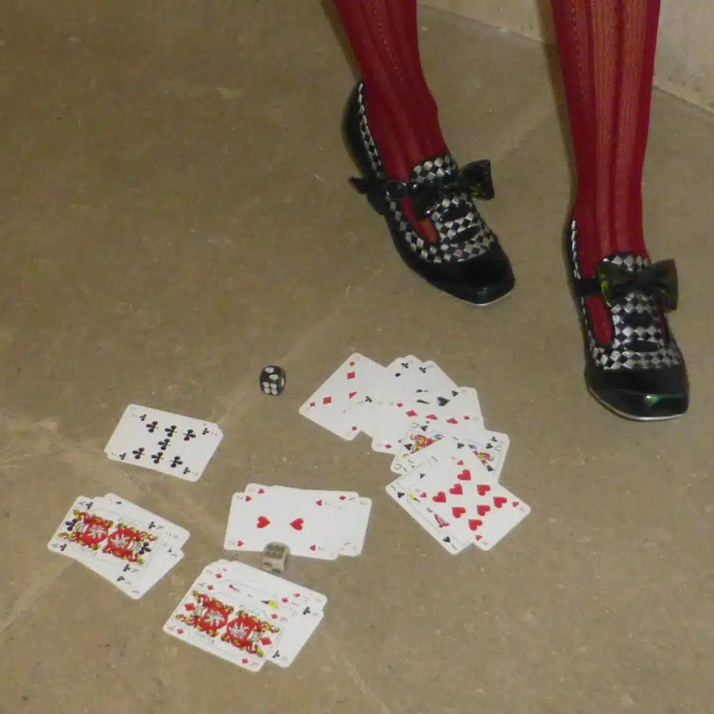 artist-header-image