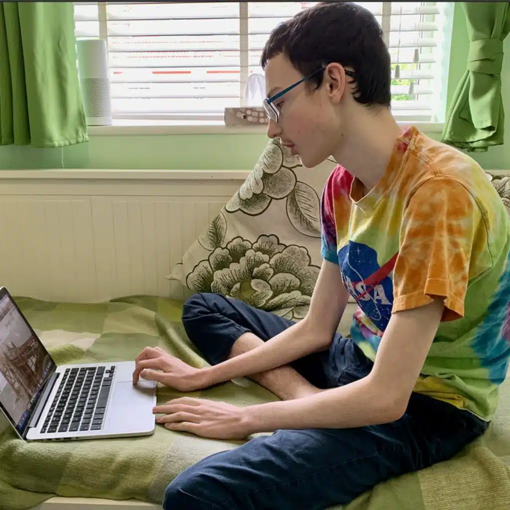 episode-header-image