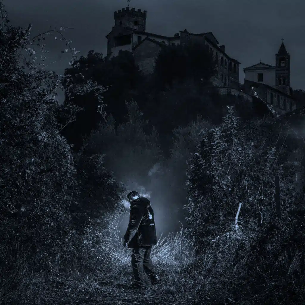 artist-header-image