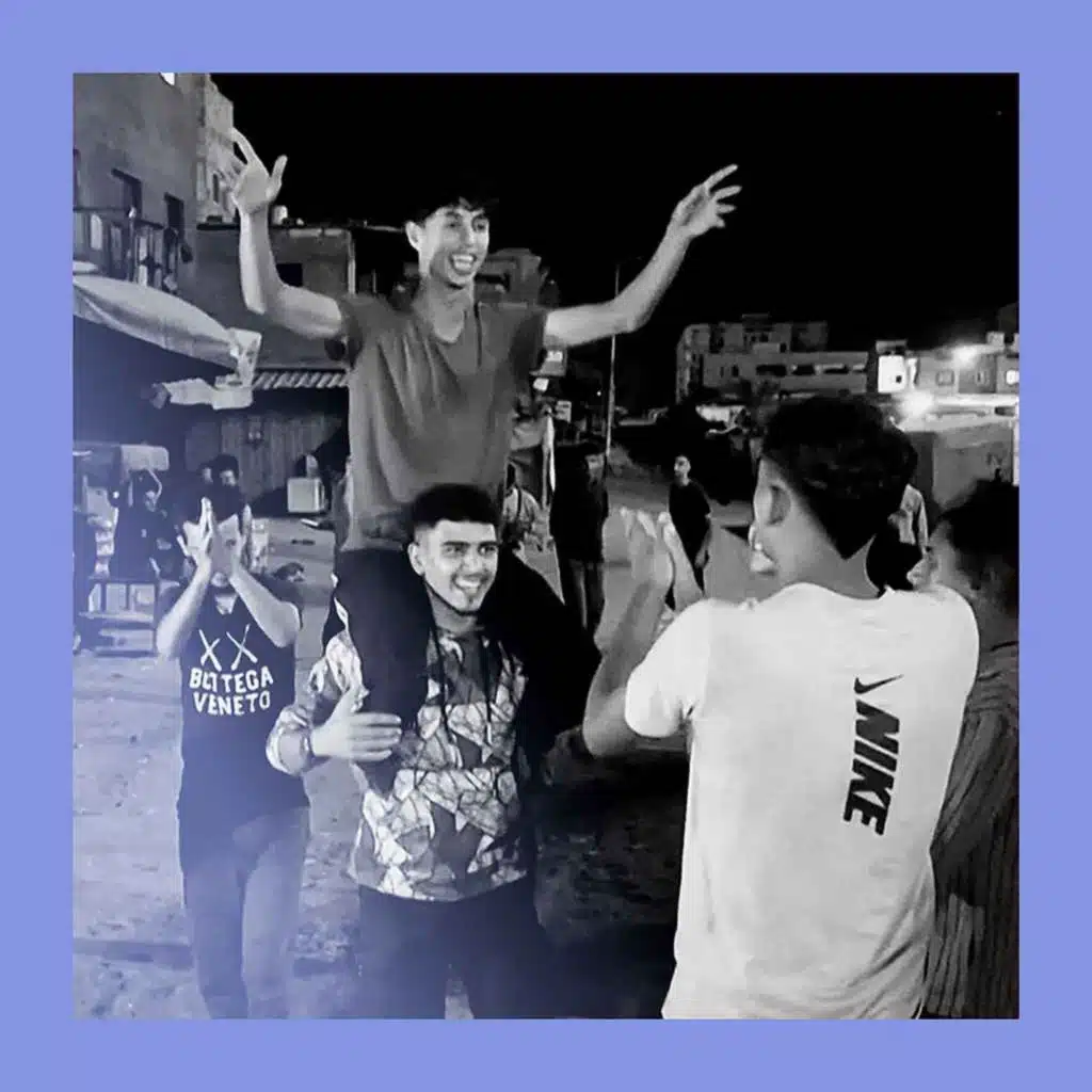 episode-header-image