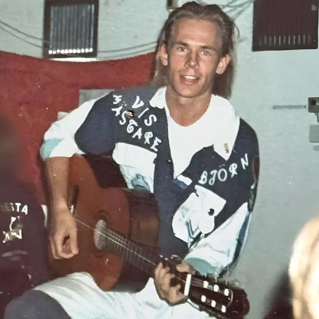 episode-header-image