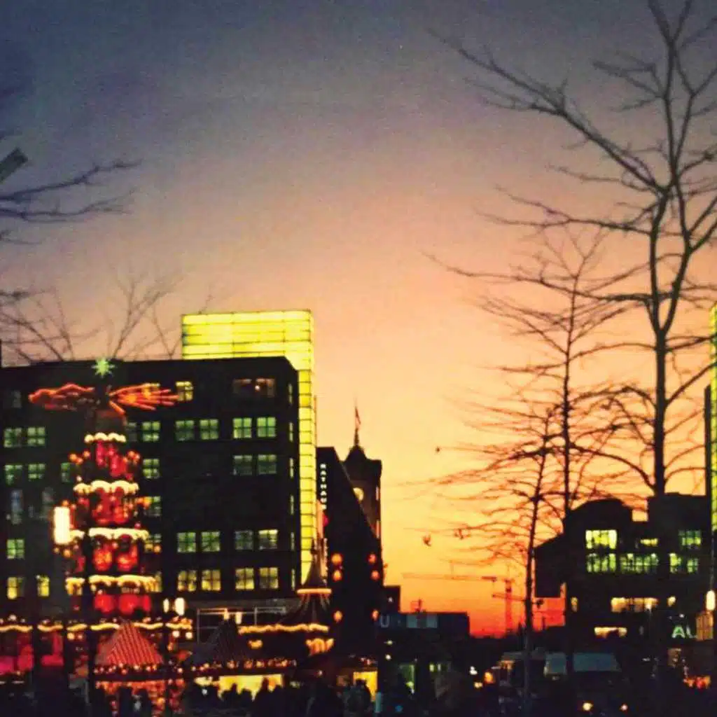 header-image