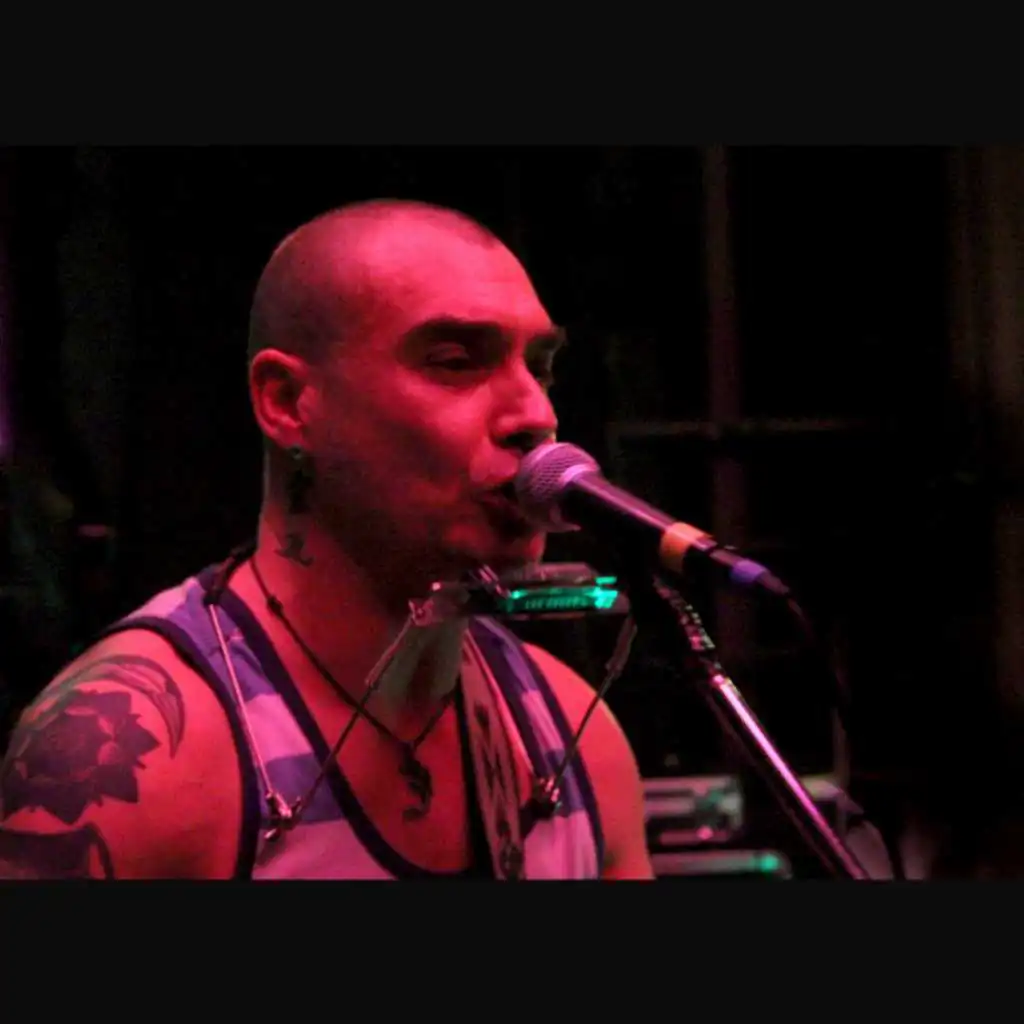 artist-header-image