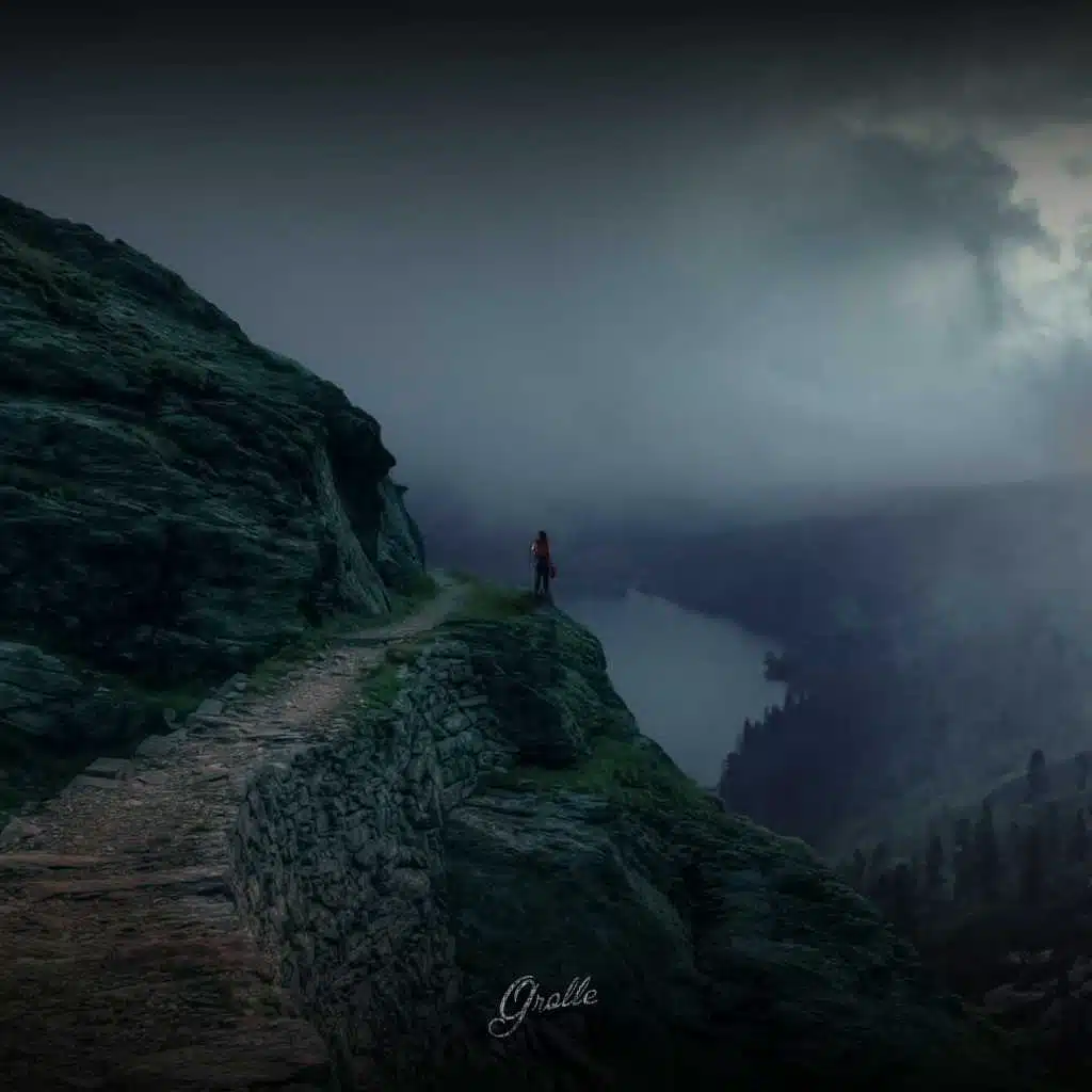 header-image