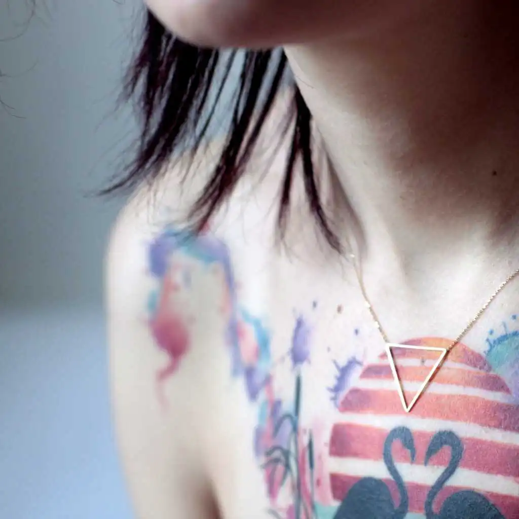 artist-header-image