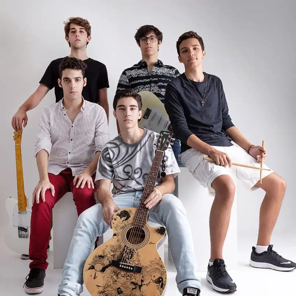 header-image